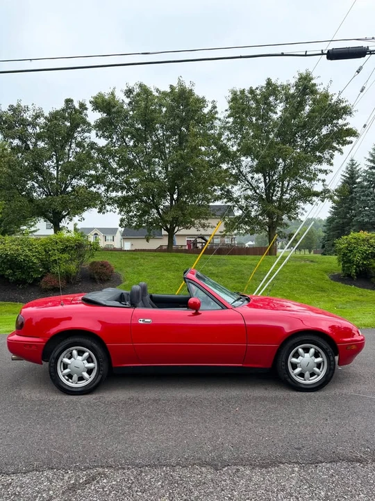 1990 Mazda NA MX-5 Miata - Image 4 of 11