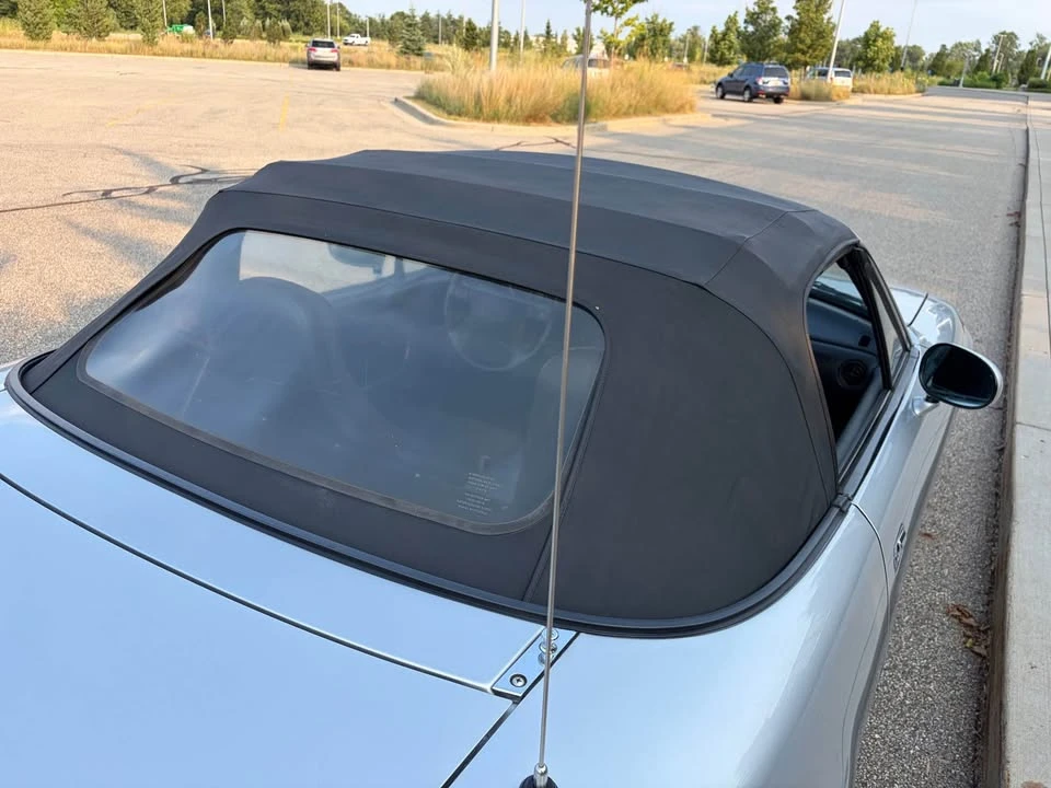 1990 Mazda NA MX-5 Miata - Image 6 of 12