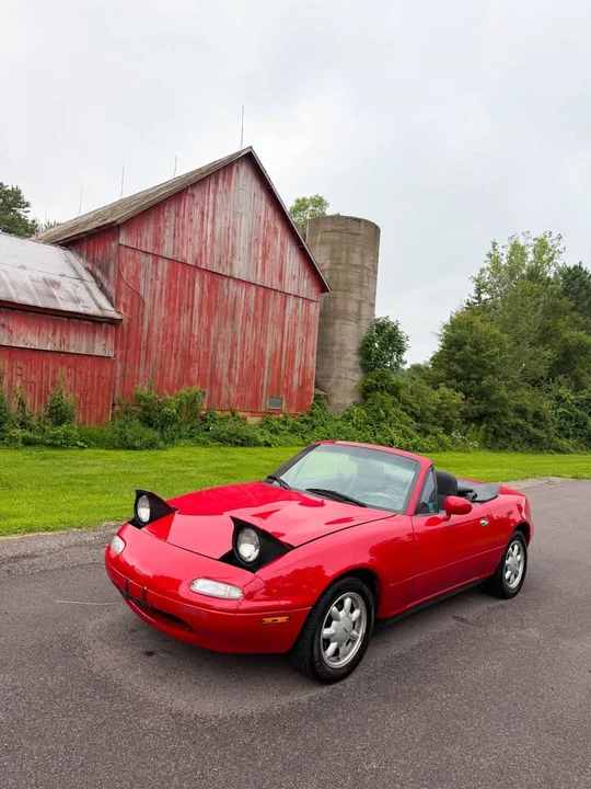 1990 Mazda NA MX-5 Miata - Image 7 of 11