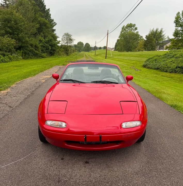 1990 Mazda NA MX-5 Miata - Image 2 of 11