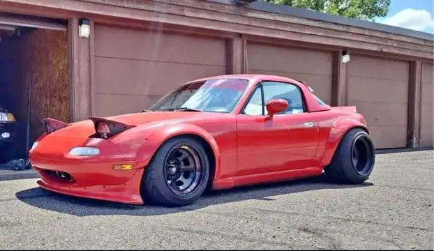 1990 Mazda MX-5 Convertible 2D