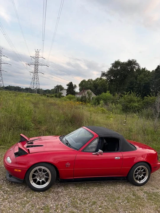 1990 Mazda NA MX-5 Miata - Image 5 of 17