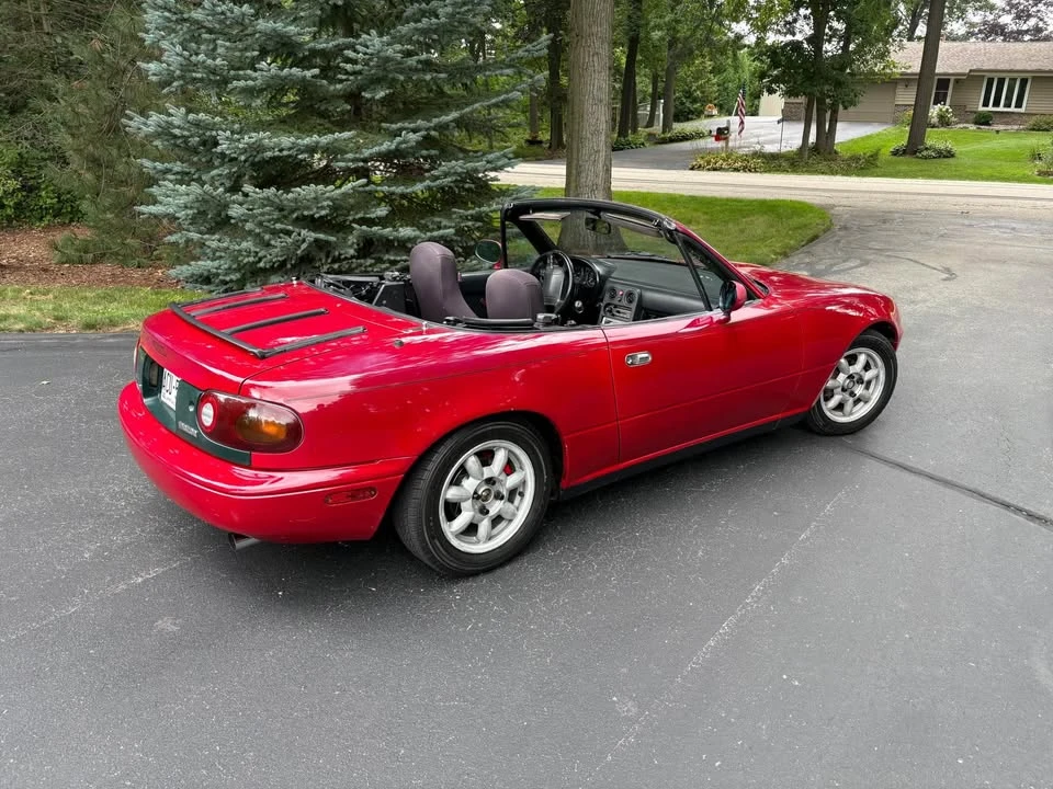 1990 Mazda NA MX-5 Miata - Image 2 of 10