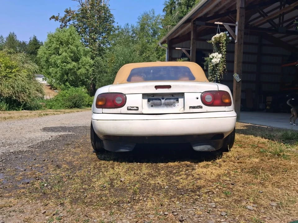 1990 Mazda NA MX-5 Miata - Image 5 of 8