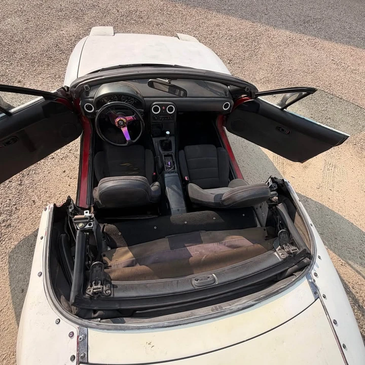 1990 Mazda NA MX-5 Miata - Image 7 of 9
