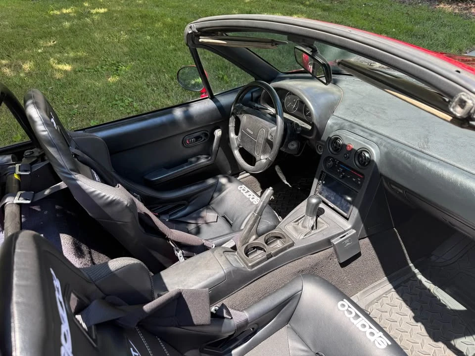 1990 Mazda NA MX-5 Miata - Image 9 of 16