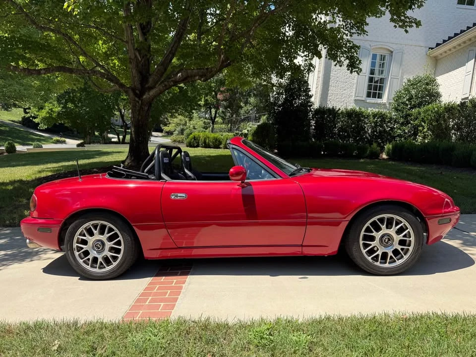 1990 Mazda NA MX-5 Miata - Image 13 of 16