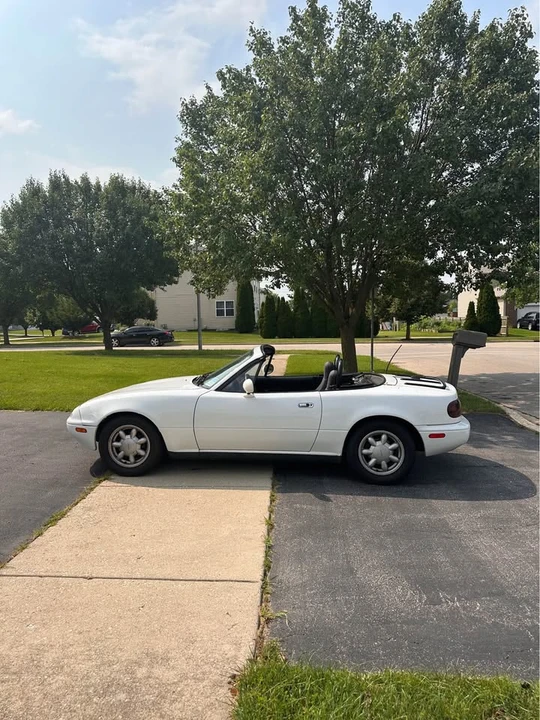 1990 Mazda NA MX-5 Miata - Image 6 of 13
