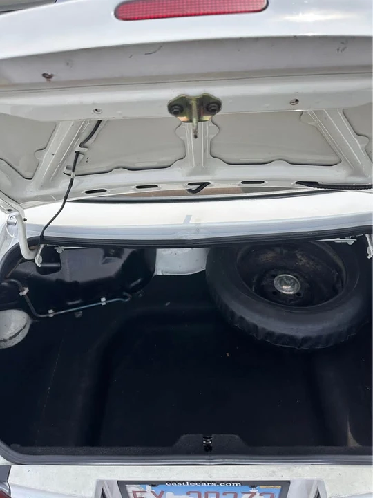 1990 Mazda NA MX-5 Miata - Image 12 of 13