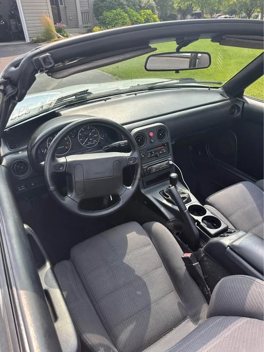 1990 Mazda NA MX-5 Miata - Image 9 of 13