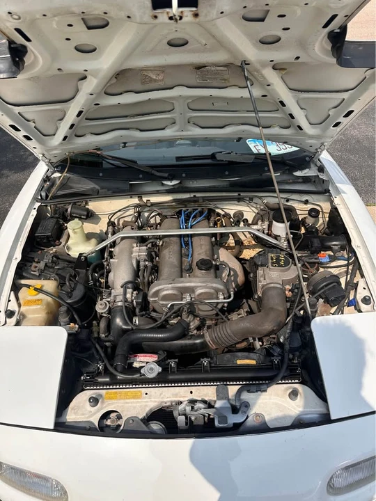 1990 Mazda NA MX-5 Miata - Image 11 of 13