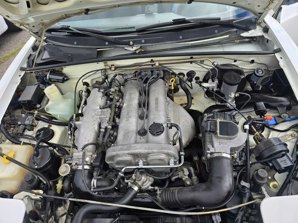 1990 Mazda NA MX-5 Miata - Image 17 of 19
