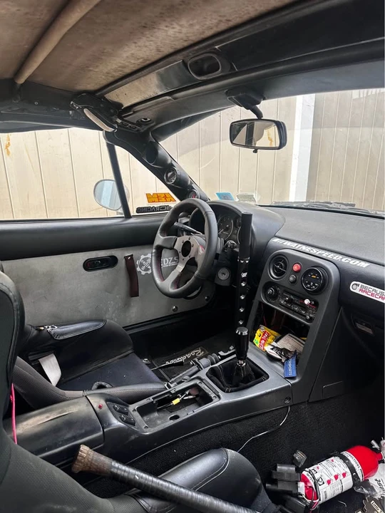 1990 Mazda NA MX-5 Miata - Image 2 of 3