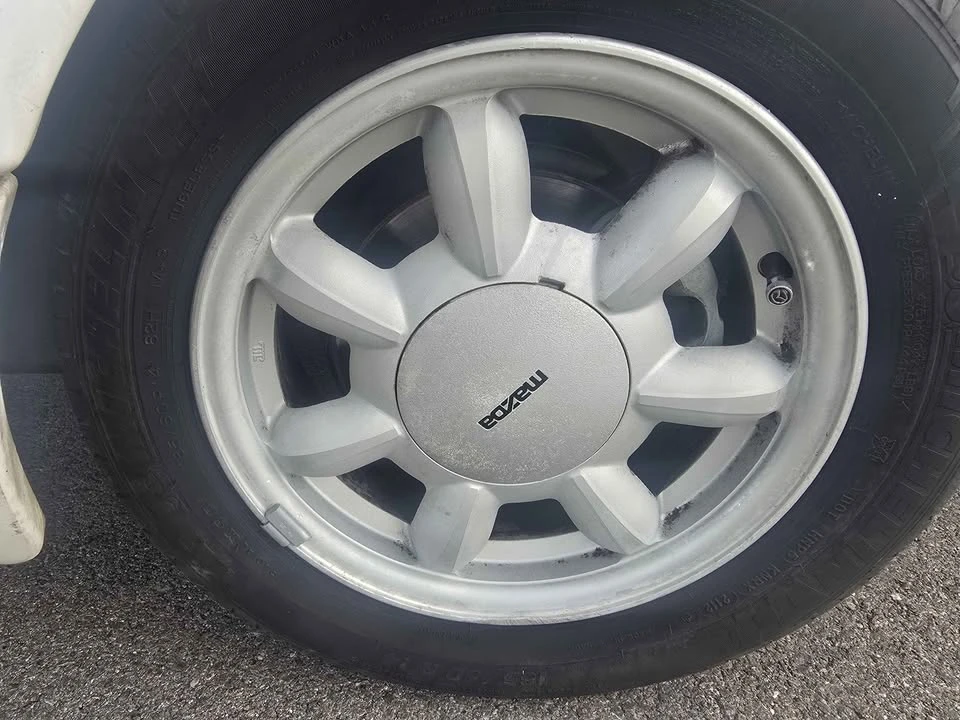 1990 Mazda NA MX-5 Miata - Image 18 of 19