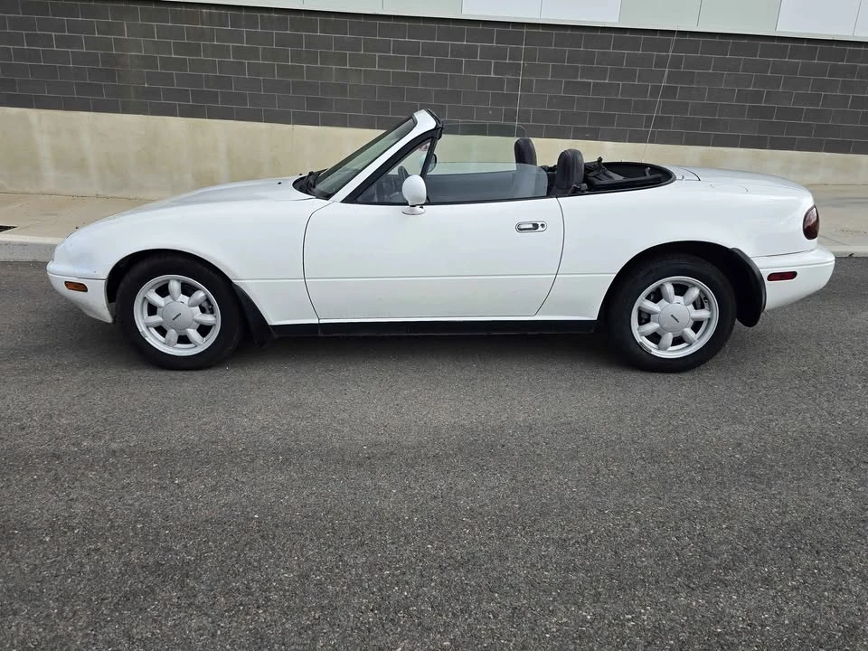 1990 Mazda NA MX-5 Miata - Image 3 of 19