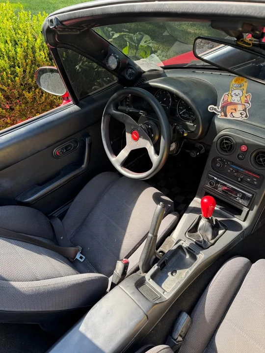 1990 Mazda NA MX-5 Miata - Image 4 of 4