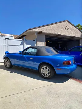 1990 Mazda MX-5 Convertible 2D
