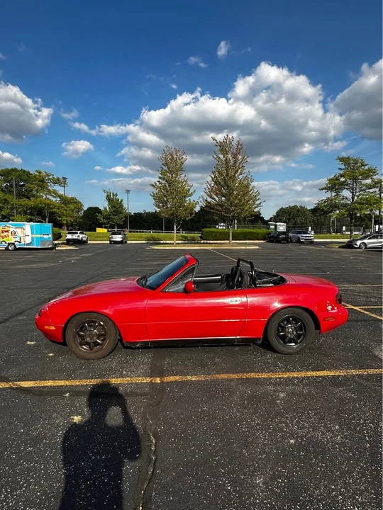 1990 Mazda NA MX-5 Miata - Image 2 of 10