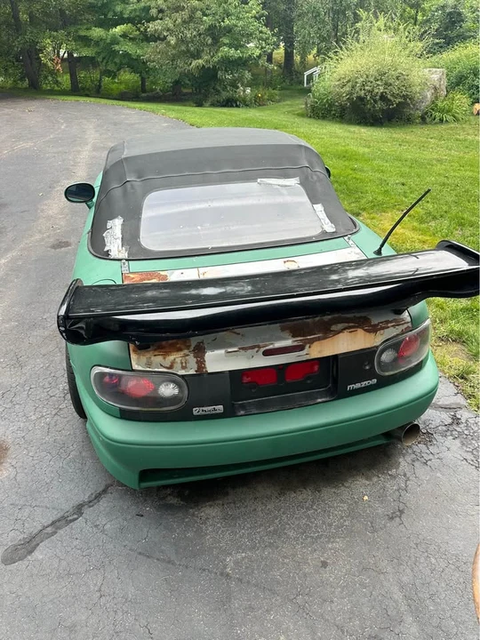 1990 Mazda NA MX-5 Miata - Image 5 of 12