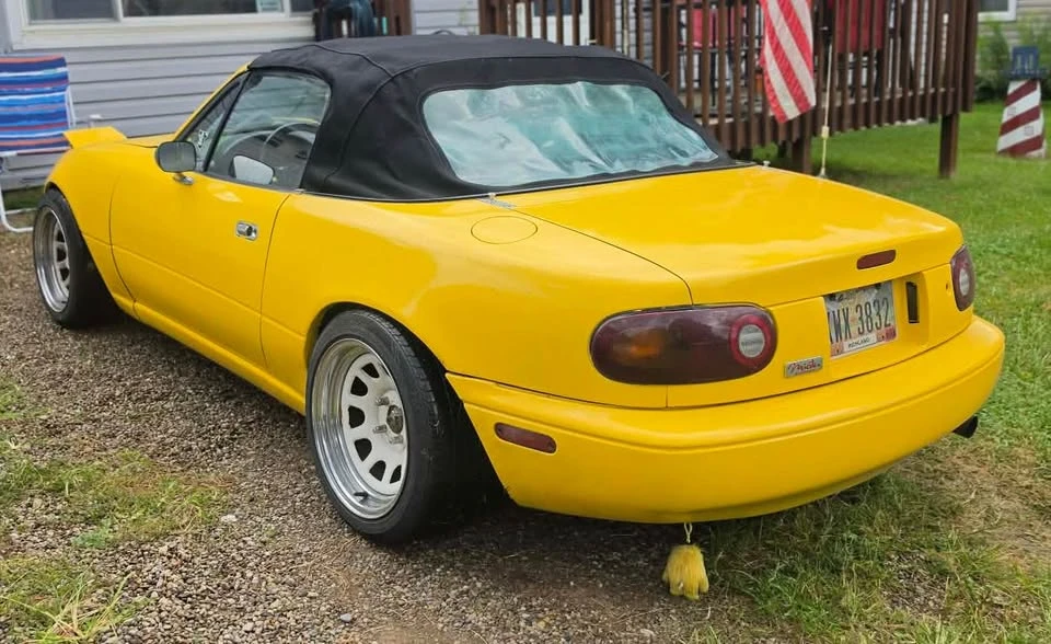 1990 Mazda NA MX-5 Miata - Image 2 of 4