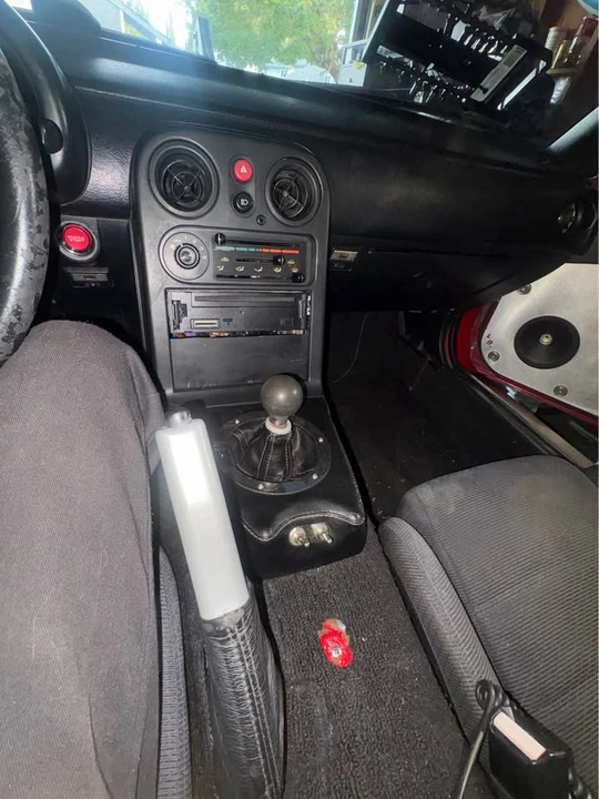 1990 Mazda NA MX-5 Miata - Image 8 of 16