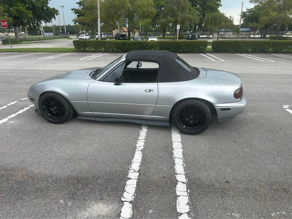 1990 Mazda NA MX-5 Miata - Image 6 of 20