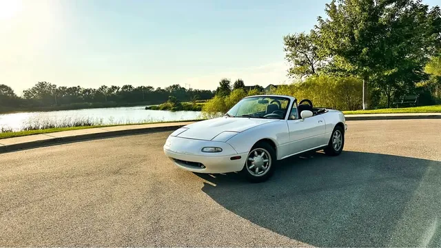 1990 Mazda MX-5 Miata Convertible