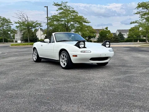 1990 Mazda MX-5 Convertible 2D