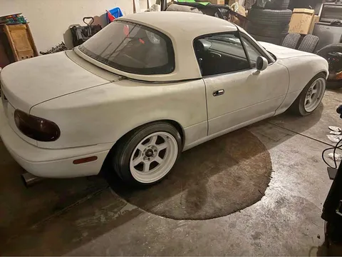 1990 Mazda MX-5 Miata Convertible