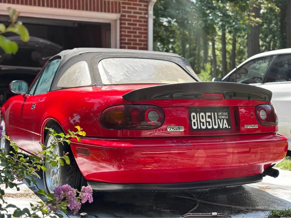 1990 Mazda NA MX-5 Miata - Image 6 of 8