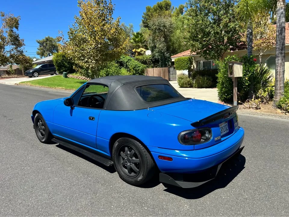 1990 Mazda NA MX-5 Miata - Image 2 of 17