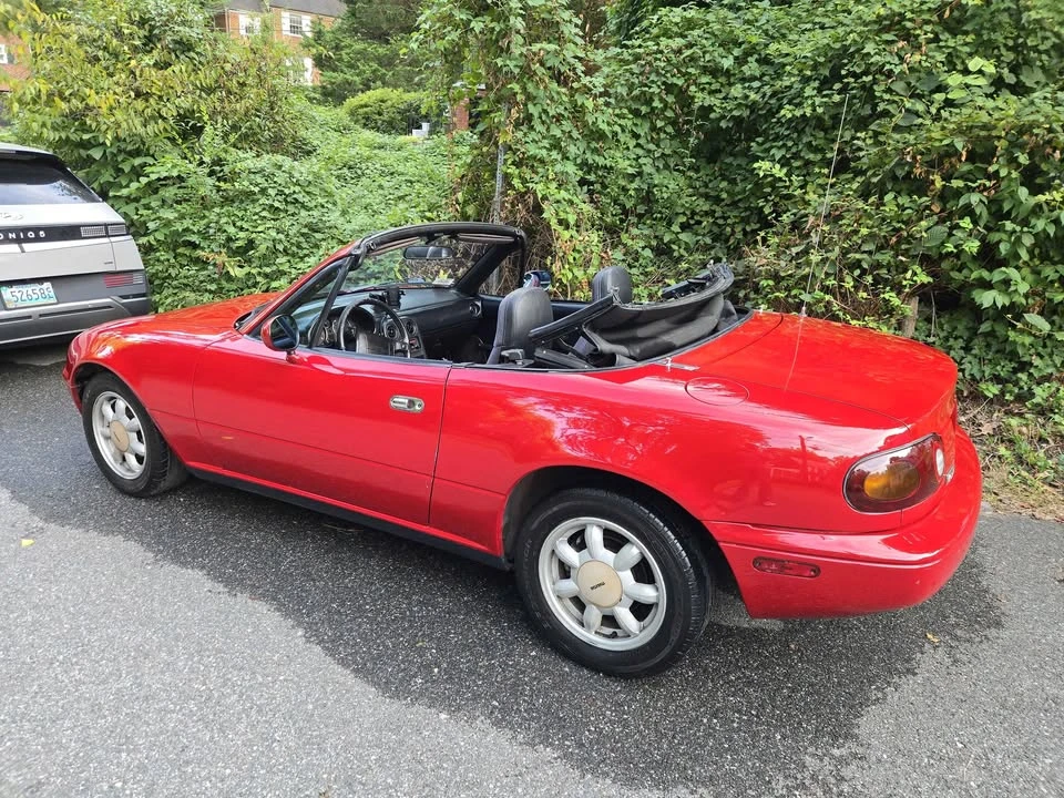 1990 Mazda NA MX-5 Miata - Image 2 of 9