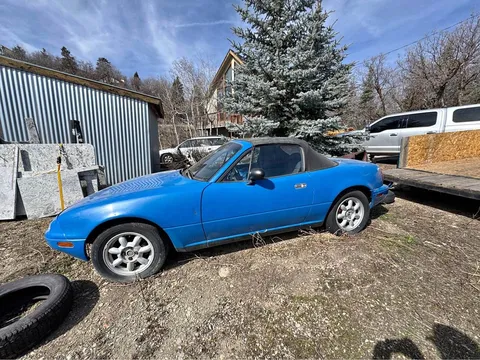 1990 Mazda MX-5 Convertible 2D