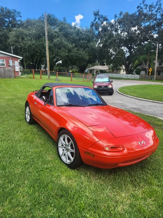 1990 Mazda NA MX-5 Miata - Image 2 of 5