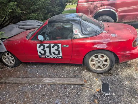 1990 Mazda MX-5 Convertible 2D
