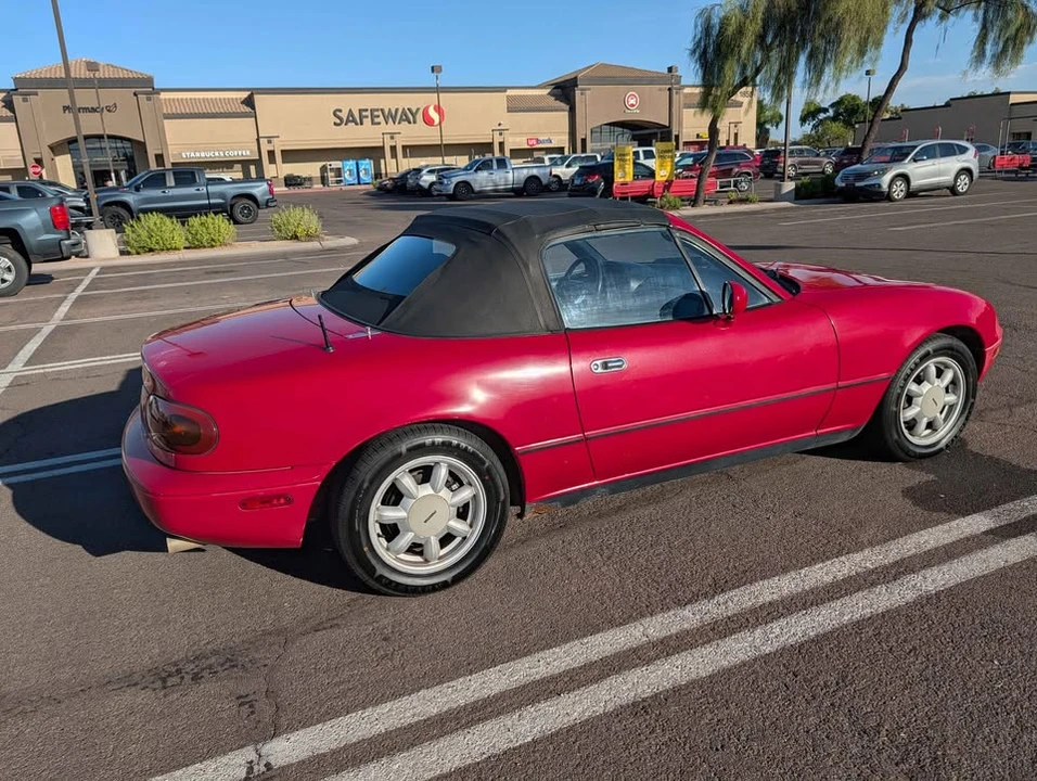 1990 Mazda NA MX-5 Miata - Image 4 of 10