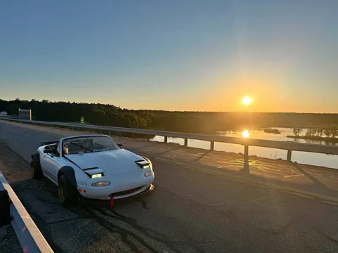 1990 Mazda MX-5 Convertible 2D