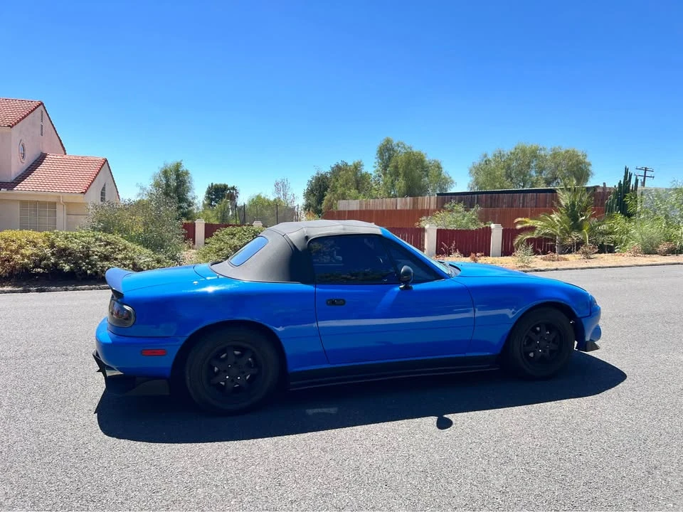 1990 Mazda NA MX-5 Miata - Image 4 of 17
