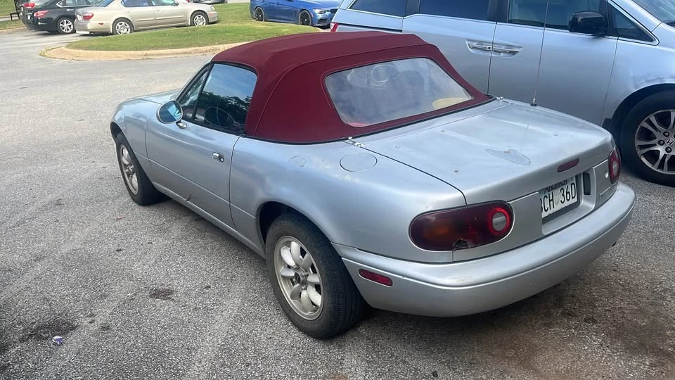 1990 Mazda NA MX-5 Miata - Image 3 of 10