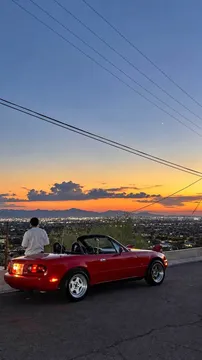 1990 Mazda MX-5 Convertible 2D