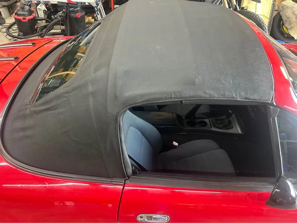 1990 Mazda NA MX-5 Miata - Image 18 of 19