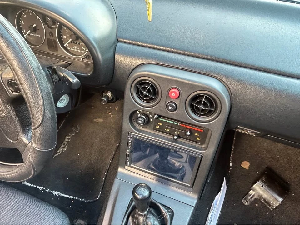 1990 Mazda NA MX-5 Miata - Image 9 of 19