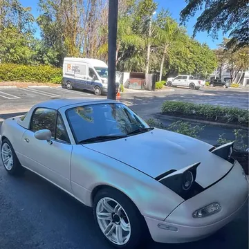 1990 Mazda MX-5 LS Convertible 2D