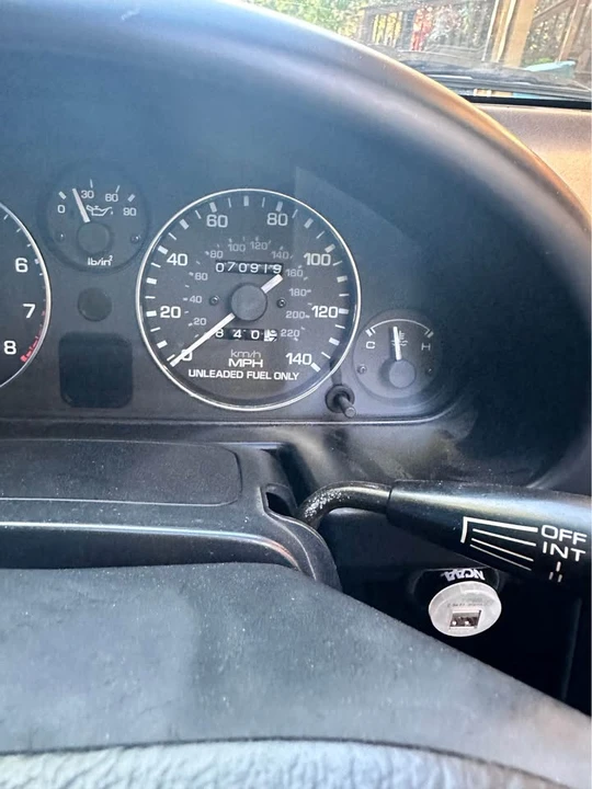1990 Mazda NA MX-5 Miata - Image 7 of 8