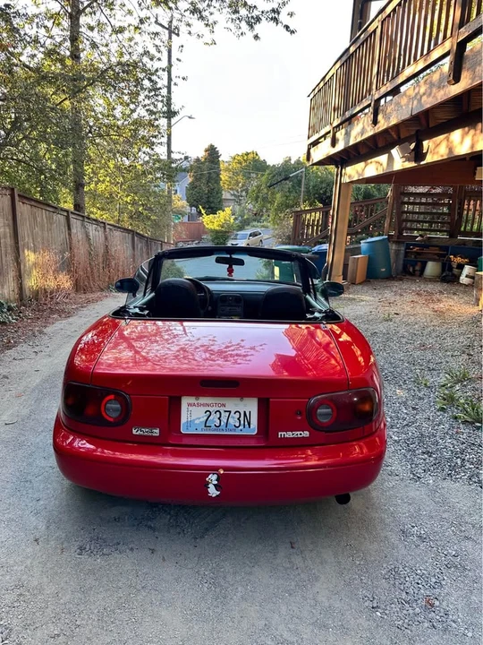 1990 Mazda NA MX-5 Miata - Image 5 of 8