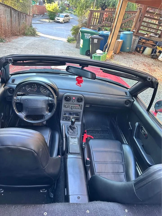 1990 Mazda NA MX-5 Miata - Image 6 of 8
