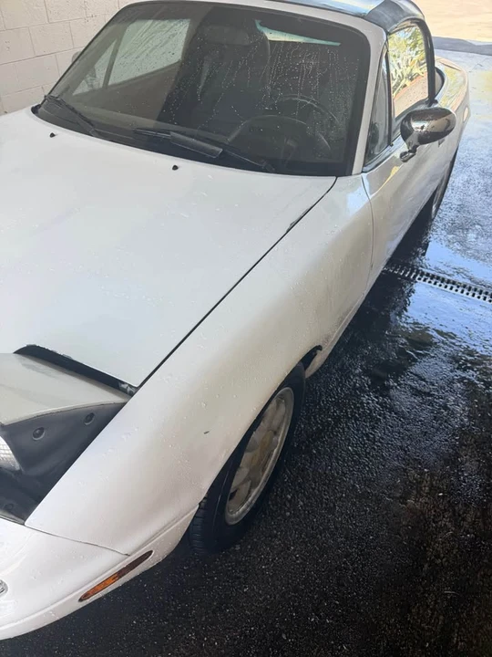 1990 Mazda NA MX-5 Miata - Image 6 of 13