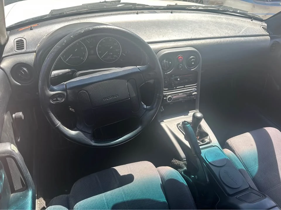 1990 Mazda NA MX-5 Miata - Image 12 of 13