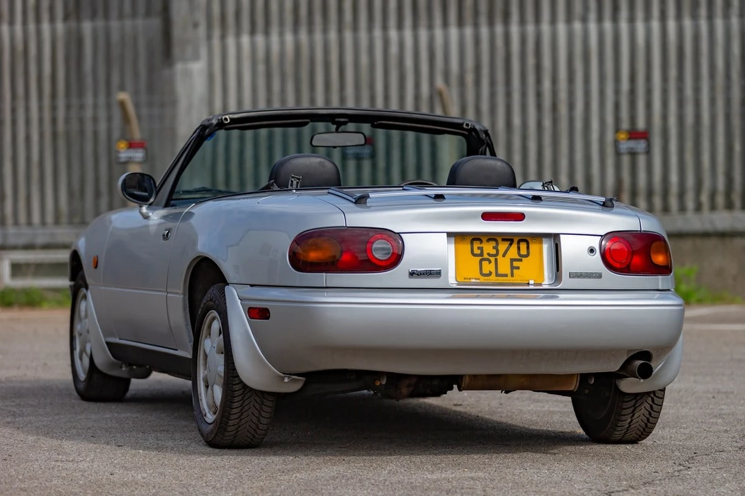 1990 Mazda NA MX-5 Miata - Image 13 of 30
