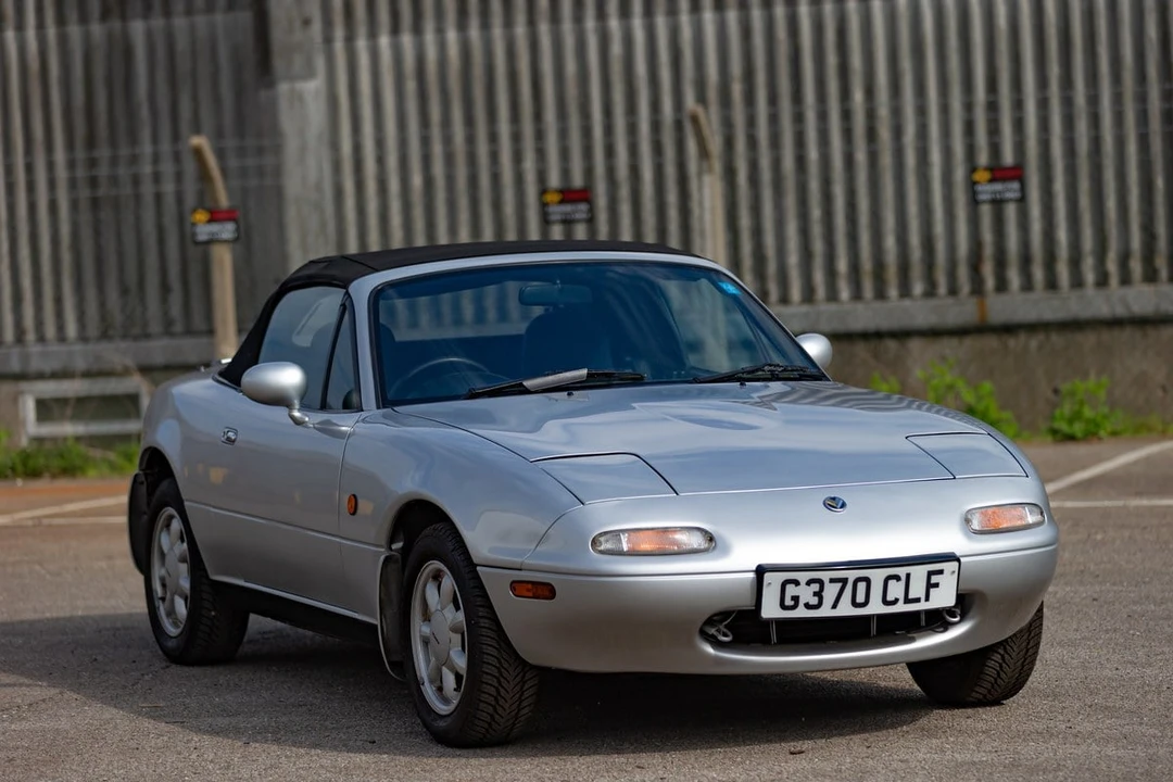 1990 Mazda NA MX-5 Miata - Image 25 of 30
